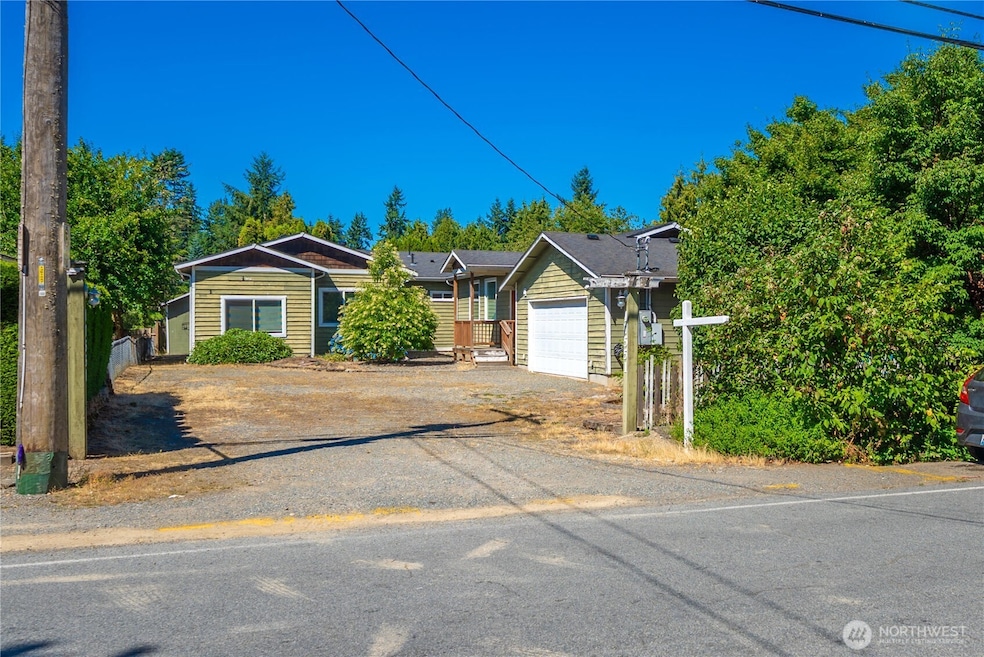 For Sale $995,000 • Co-Listing Agent