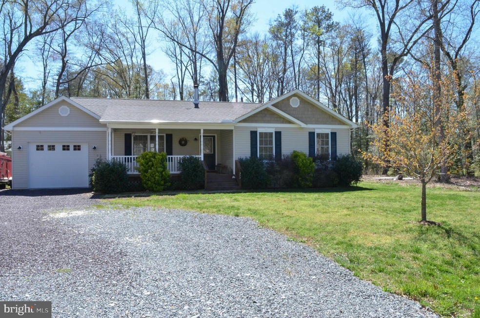 333 Piney Forest Dr, Colonial Beach, VA 22443 - photo 1