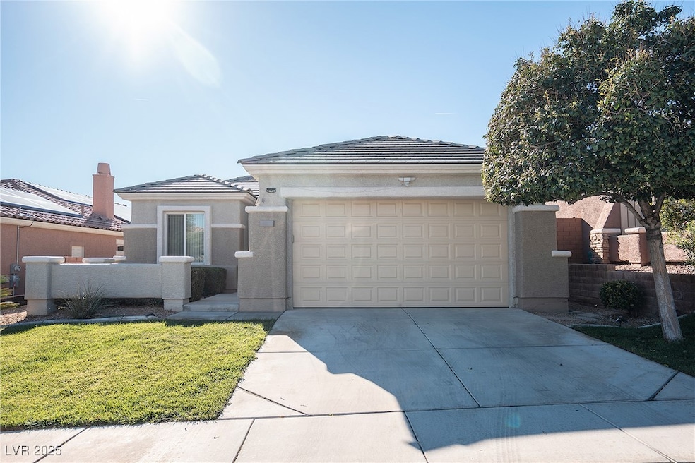 10931 Snow Cloud Ct, Las Vegas, NV 89135 - photo 1