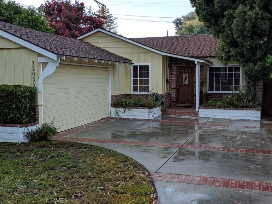 22035 Lopez St, Woodland Hills, CA 91364 - photo 1