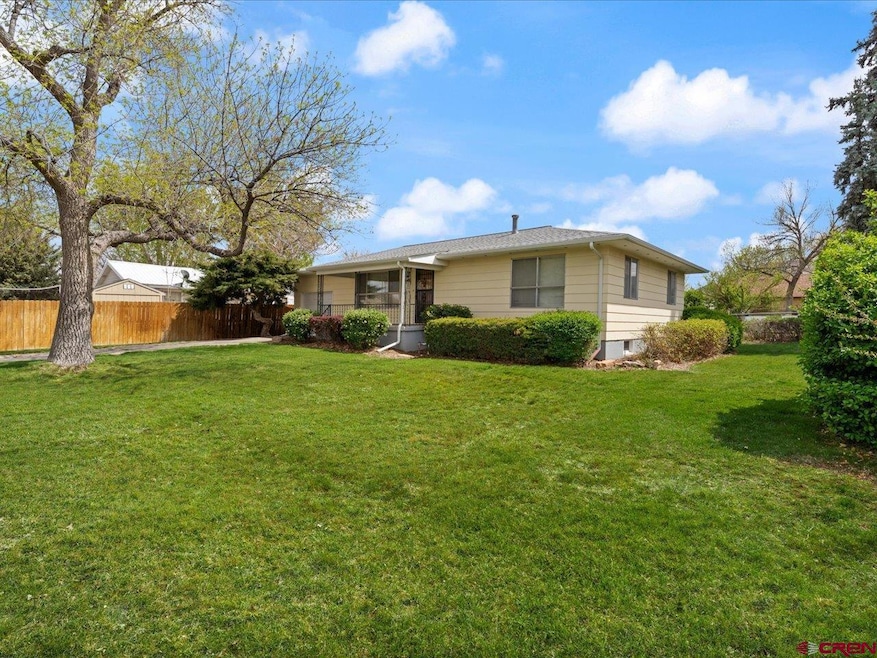 640 E 3rd St, Delta, CO 81416 - photo 1