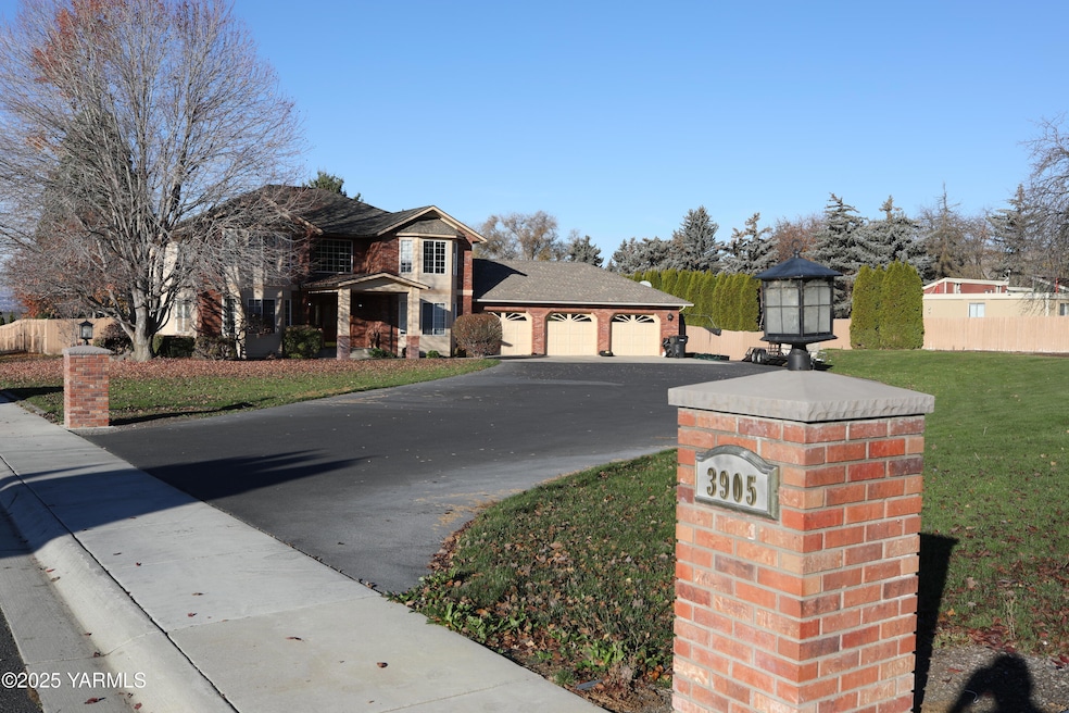 3905 Isabella Way, Yakima, WA 98901 - photo 1