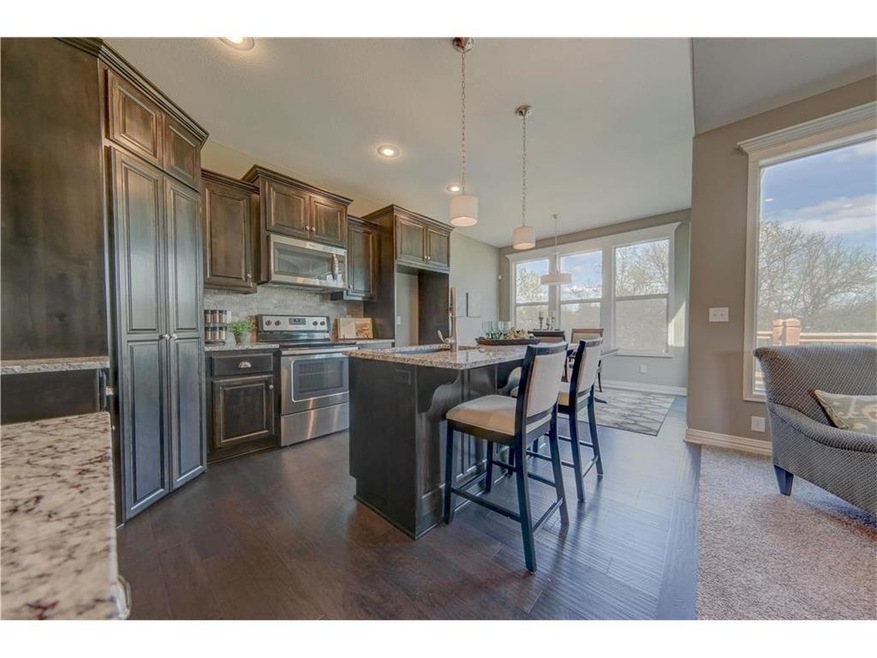 714 Fox Tail Ct, Raymore, MO 64083 - photo 1