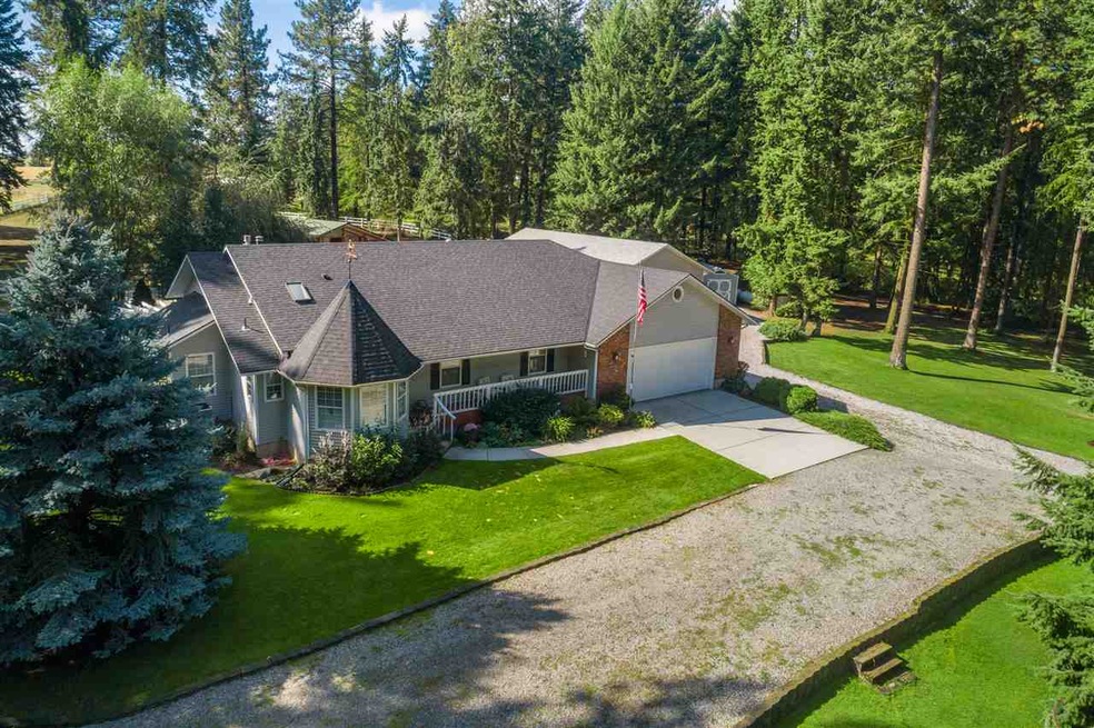 413 W Akers Ln, Colbert, WA 99005 - photo 1