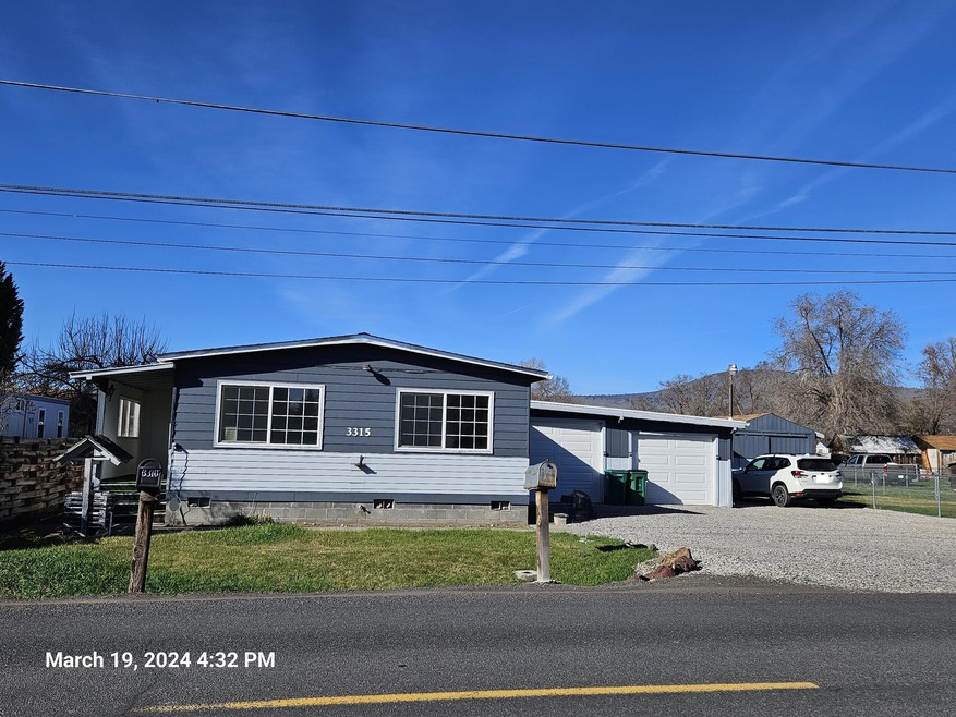 3315 Bristol Ave, Klamath Falls, OR 97603 - photo 1