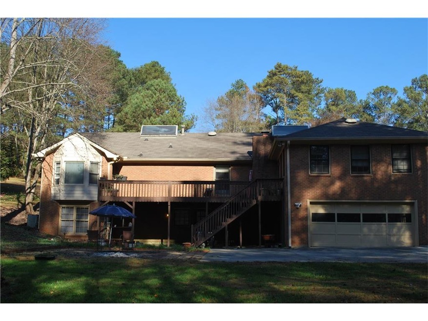 3838 Cotswold Dr SW, Lilburn, GA 30047 - photo 1