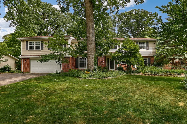 400 Meadowrue Ln, Batavia, IL 60510 - photo 1