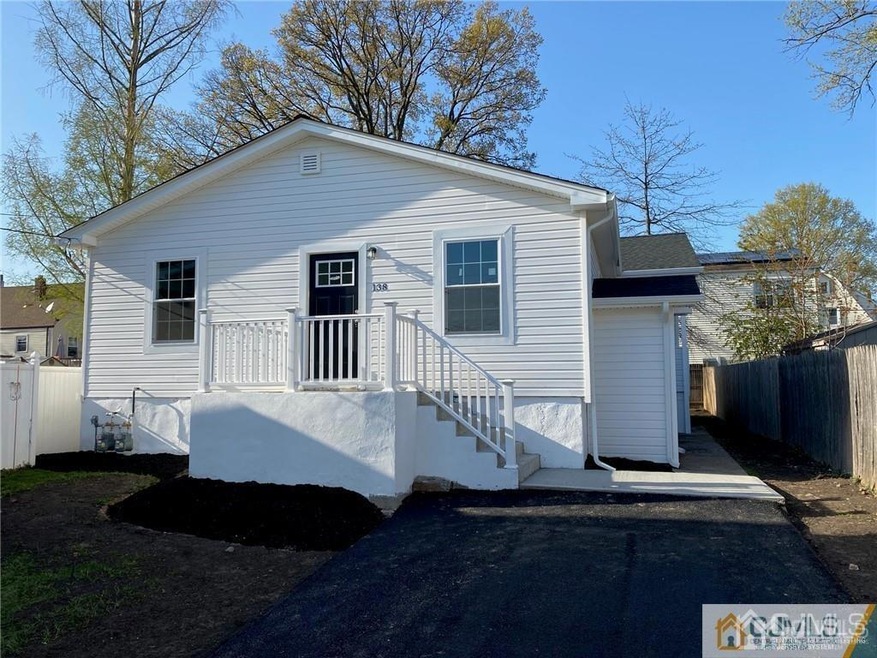 138 Schoder Ave unit B, Woodbridge, NJ 07095 - photo 1