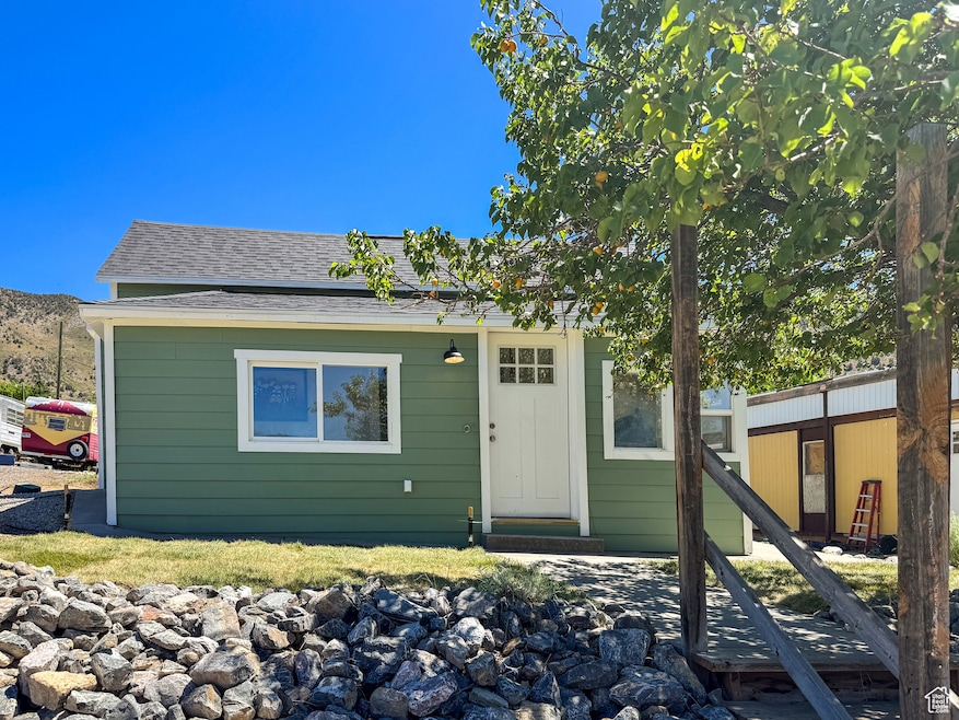 Under Contract $254,000 • Co-Listing Agent