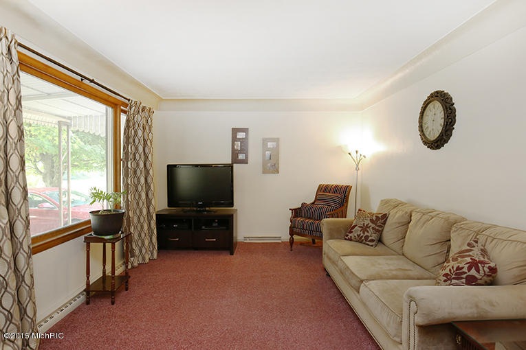 3622 Garden St, Wayland, MI 49348 - photo 1