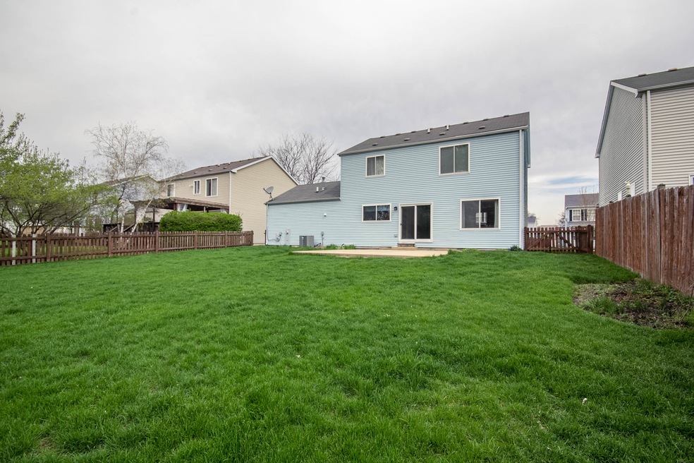 167 Eisenhower Dr unit 1, Oswego, IL 60543 - photo 1