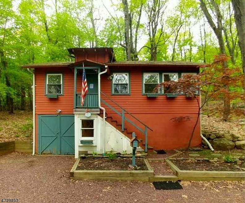 15 S Glen Ave, Mount Arlington, NJ 07856 - photo 1