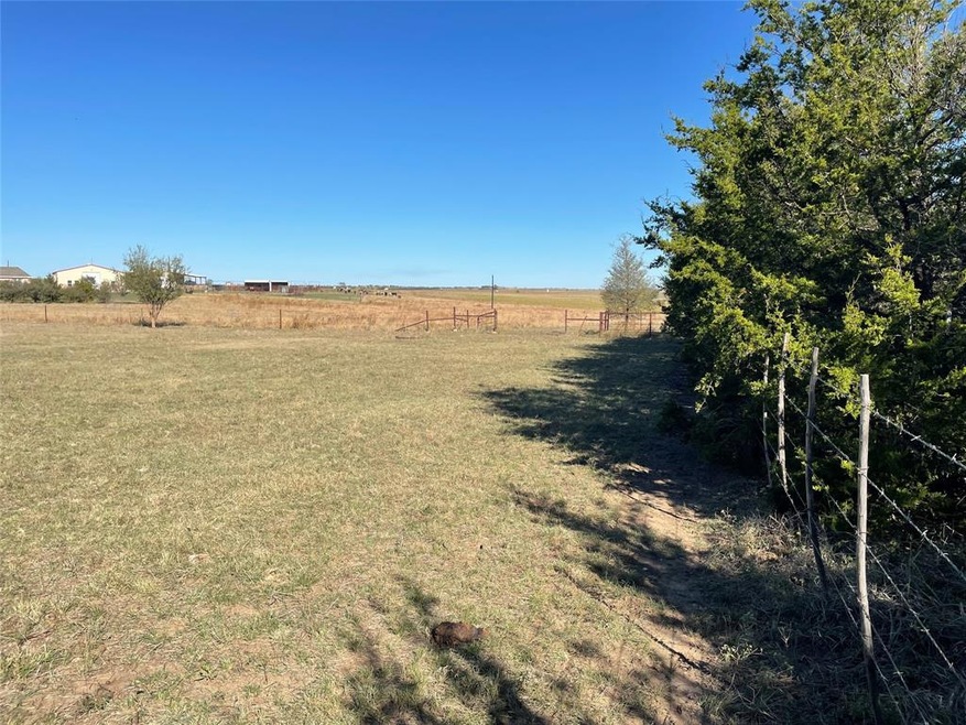 4 acres Farm To Market Road 2264, Decatur, TX 76234 - photo 1