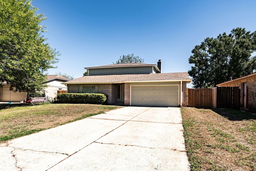 8418 Twin Lamps Ln, Houston, TX 77064 - photo 1