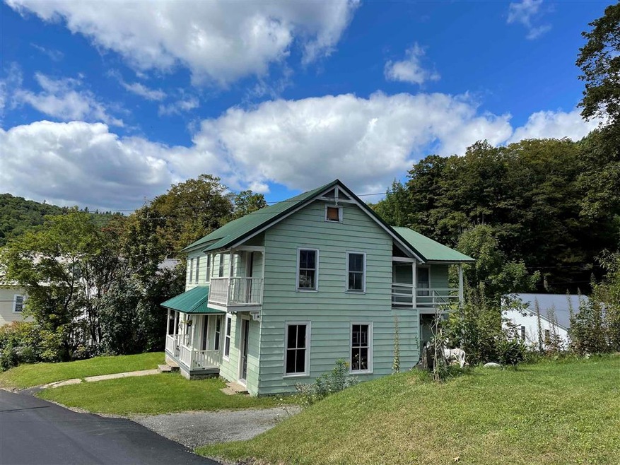 59 E Main St, Readsboro, VT 05350 - photo 1