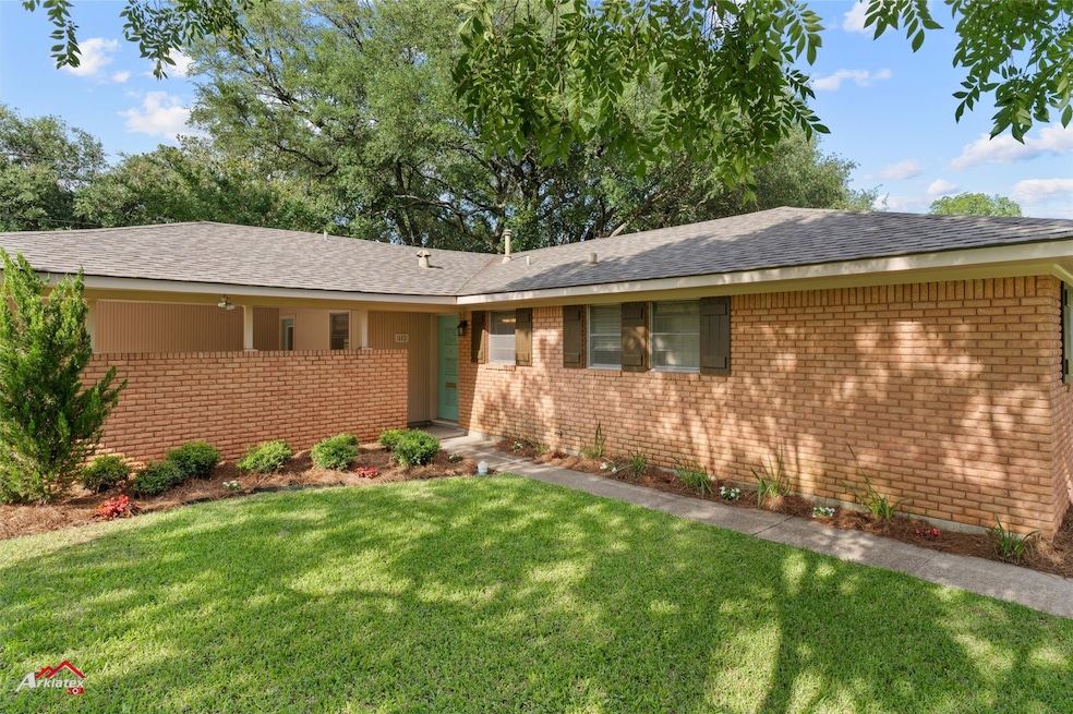 502 Mockingbird Ln, Shreveport, LA 71105 - photo 1