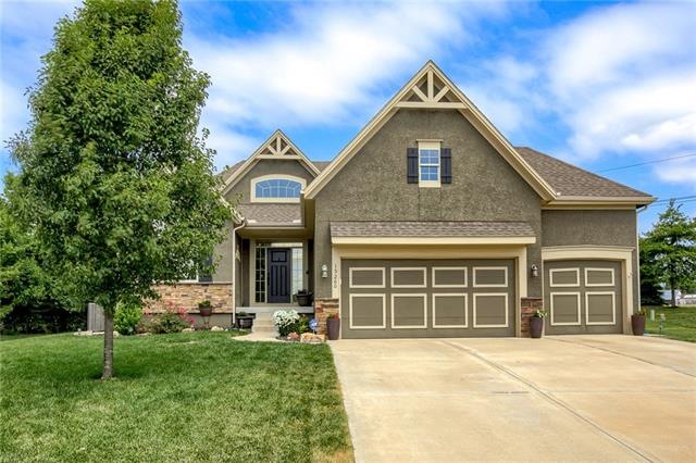 19260 W 207th Terrace, Spring Hill, KS 66083 - photo 1