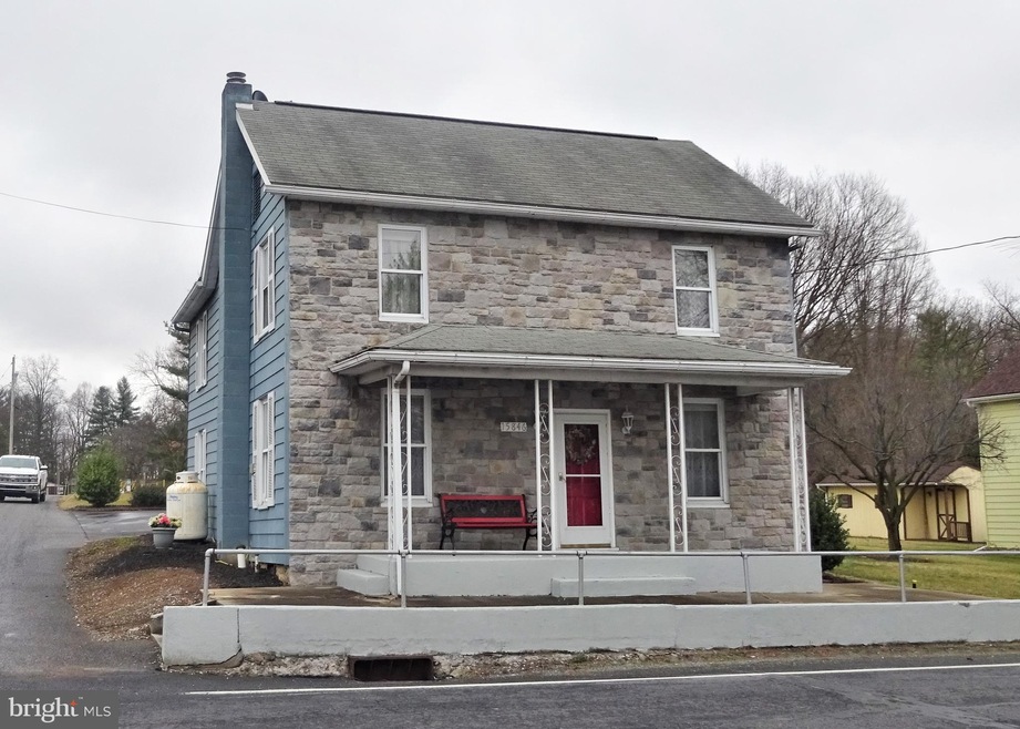 15846 Pennsylvania Ave, Greencastle, PA 17225 - photo 1