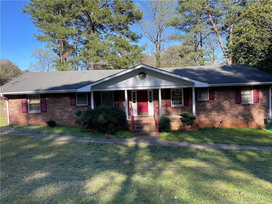 1511 Stonewood Dr, Norcross, GA 30093 - photo 1