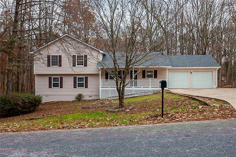 2559 Forestdale Dr, Dacula, GA 30019 - photo 1