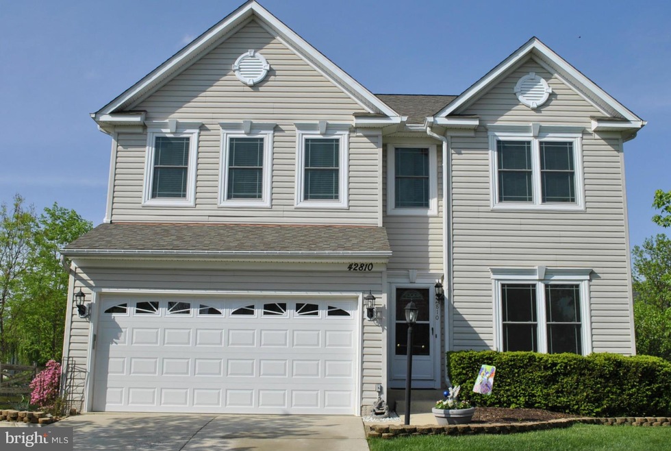 42810 Evening Breeze Ct, Broadlands, VA 20148 - photo 1