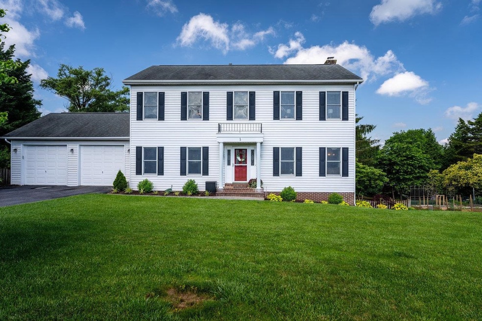 870 Mockingbird Dr, Harrisonburg, VA 22802 - photo 1