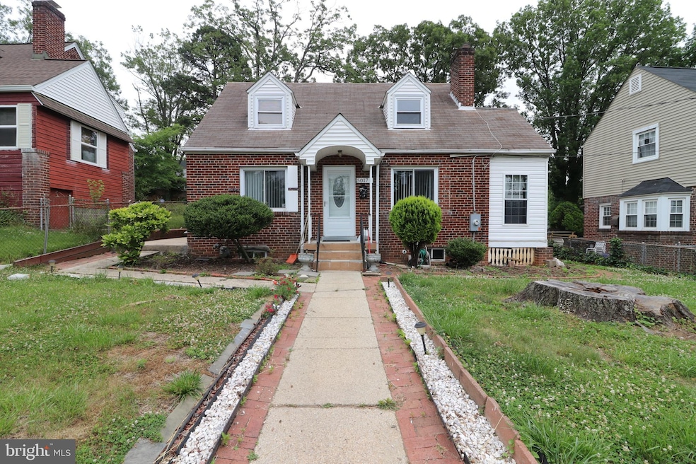 5017 55th Ave, Hyattsville, MD 20781 - photo 1