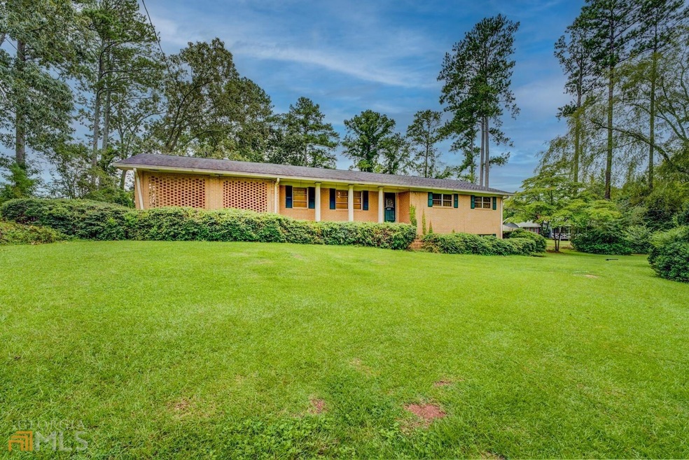 9177 Brown Bridge Rd, Covington, GA 30014 - photo 1