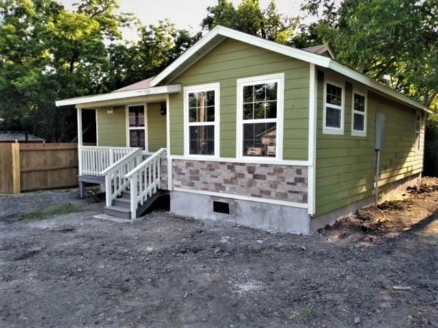 262 Spring Valley Cir, Azle, TX 76020 - photo 1