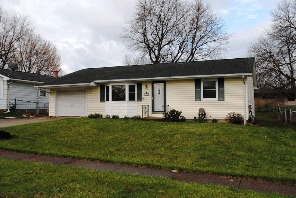 3318 Loveland Ave, Erie, PA 16506 - photo 1