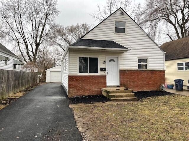 1533 Elmore Ave, Columbus, OH 43224 - photo 1