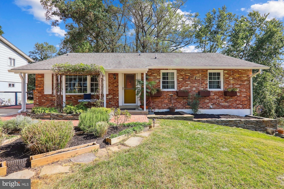 1723 Taylor Ave, Fort Washington, MD 20744 - photo 1