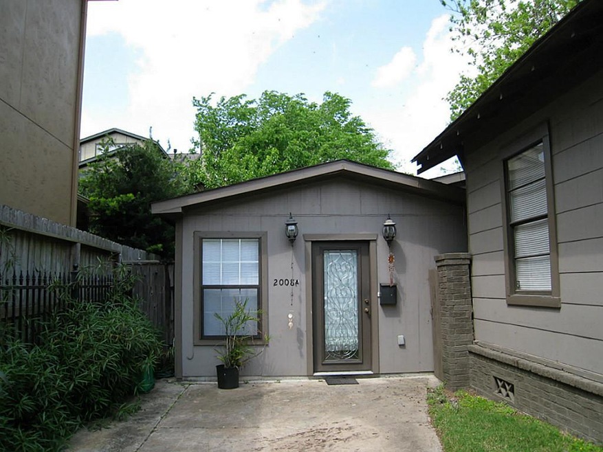 2008 Woodhead St unit A, Houston, TX 77019 - photo 1