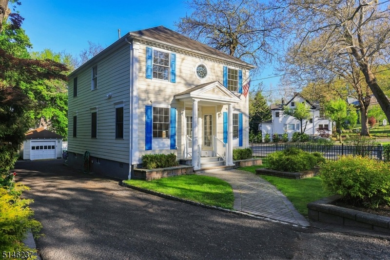 5 Seney Dr, Bernardsville, NJ 07924 - photo 1