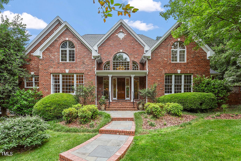 6816 Greywalls Lane_03
