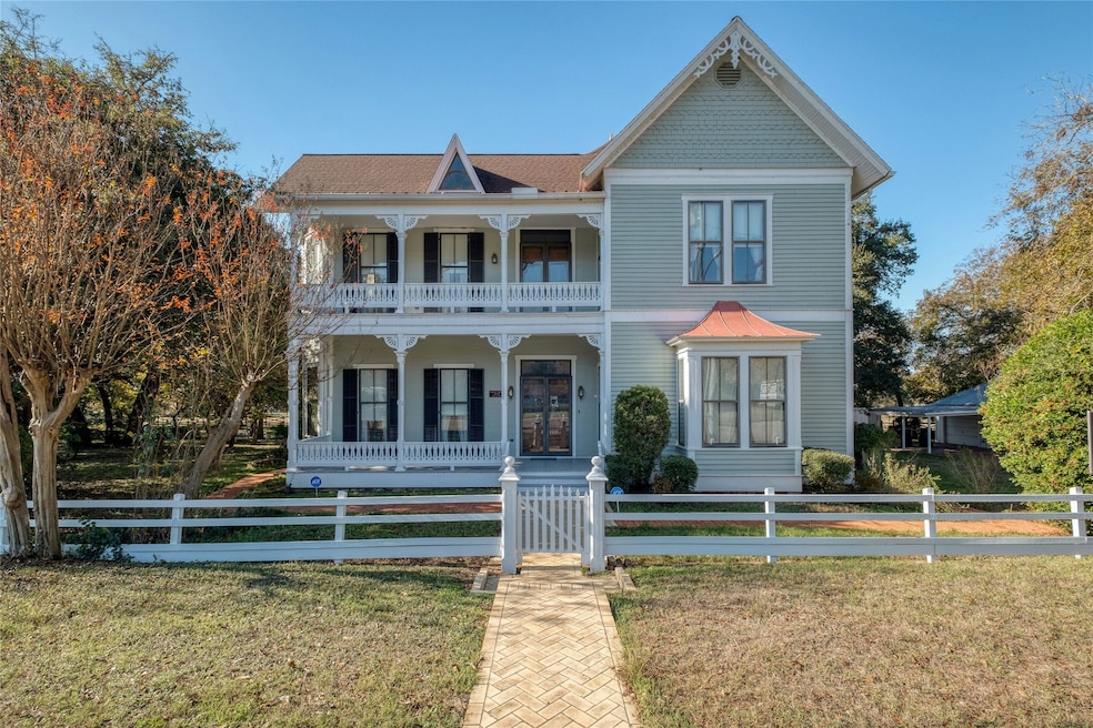 For Sale $1,750,000 • Co-Listing Agent