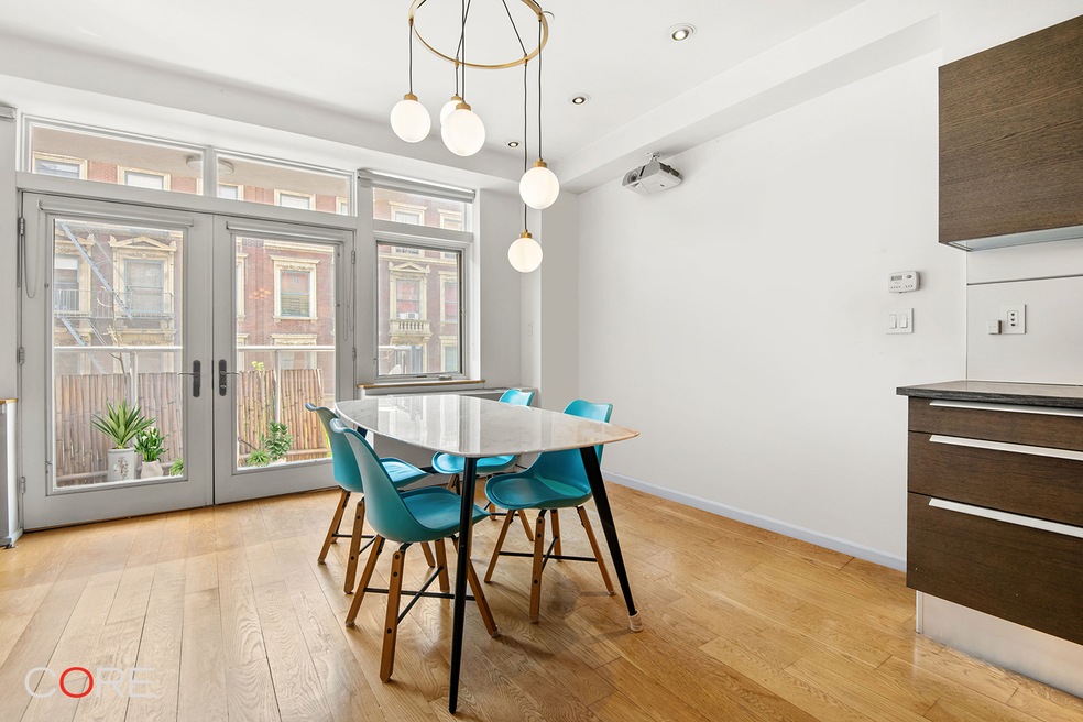 unlisted-address, New York, NY 10027 - photo 1