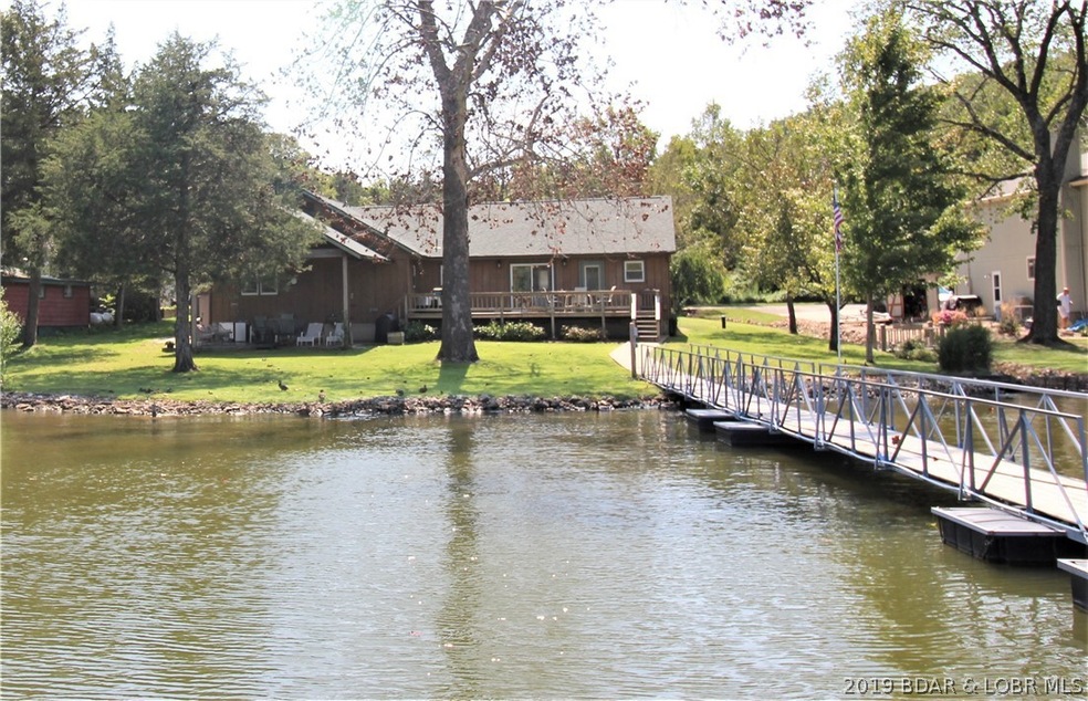 Look at this gorgeous lakefront