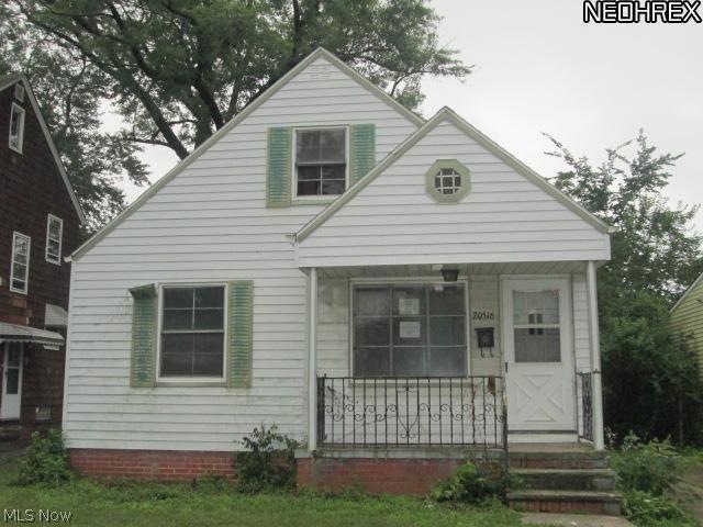 20516 Franklin Rd, Maple Heights, OH 44137 - photo 1