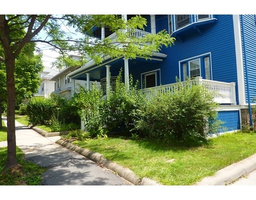 48 Columbia St unit 1, Brookline, MA 02446 - photo 1