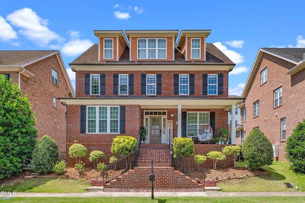 1-web-or-mls-404 Village Loop Dr (183 of