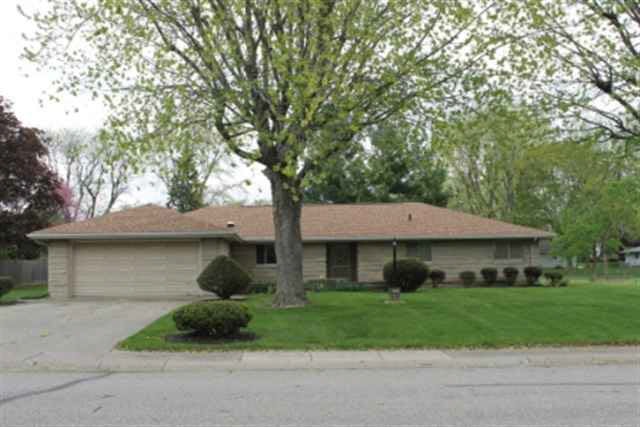 104 S Clark St, Auburn, IN 46706 - photo 1