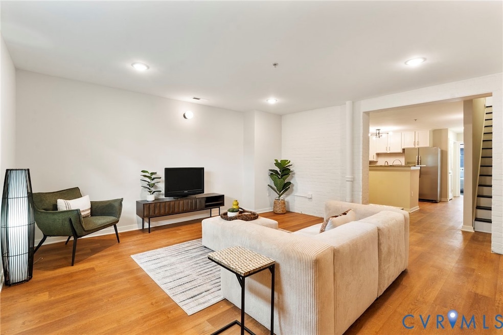 For Sale $425,000 • Co-Listing Agent