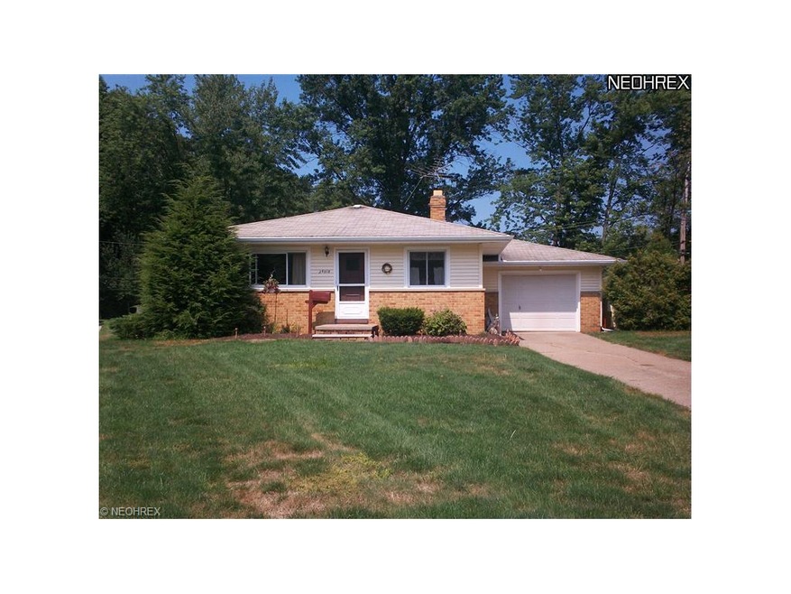 LOOK NO FURTHER! PRICED TO SELL! EASY TO MAINTAIN 