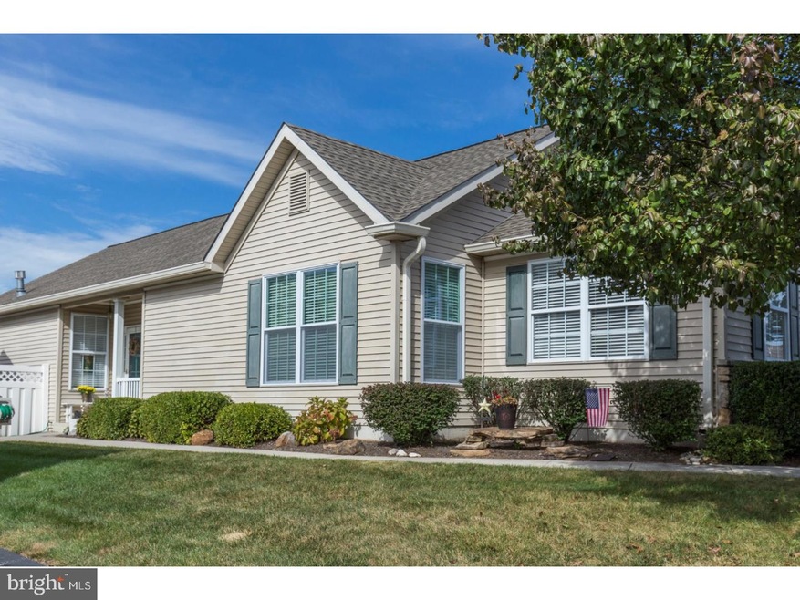 305 Fox Terrier Ct unit 468, Glen Mills, PA 19342 - photo 1