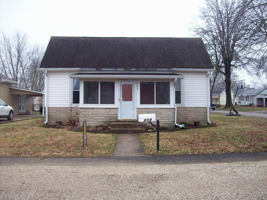809 A St NE, Linton, IN 47441 - photo 1