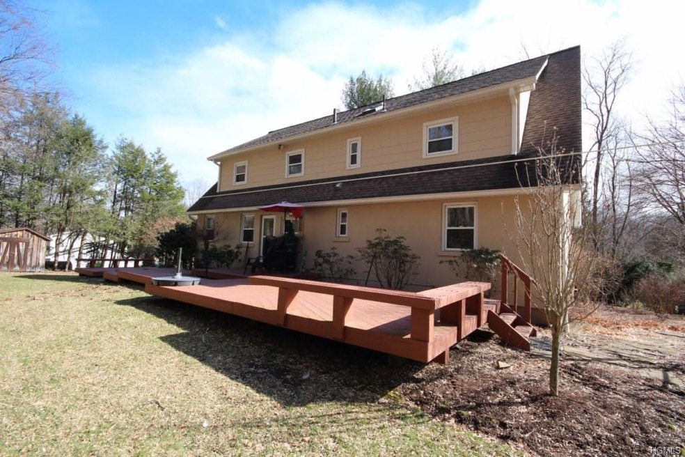 12 Lance Ct, Spring Valley, NY 10977 - photo 1