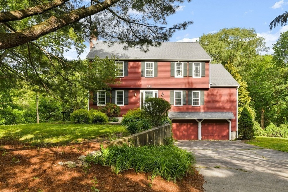771 Edgell Rd, Framingham, MA 01701 - photo 1