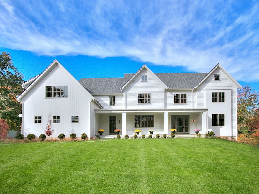Welcome to 6 Old Orchard Rd in Westport!