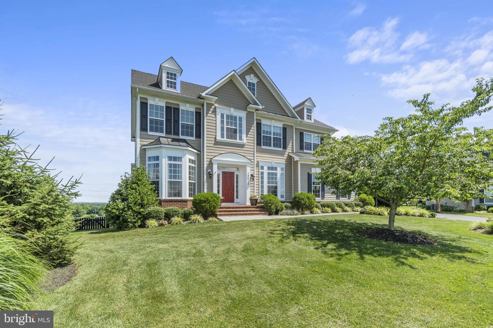 18612 Humphery Ln, Purcellville, VA 20132 - photo 1